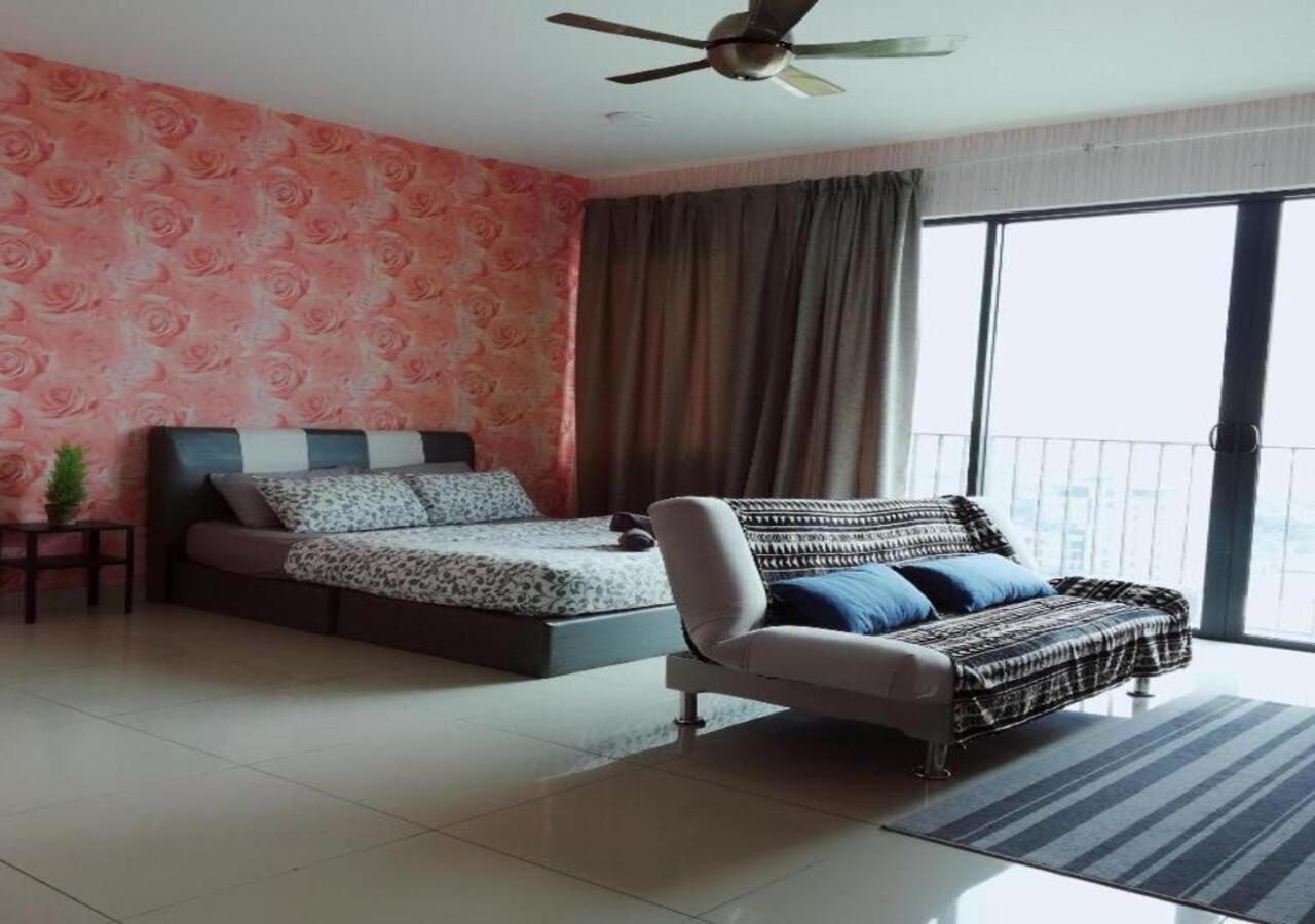 Peanut Butter Homestay #Trefoil Setia City Setia Alam Ngoại thất bức ảnh